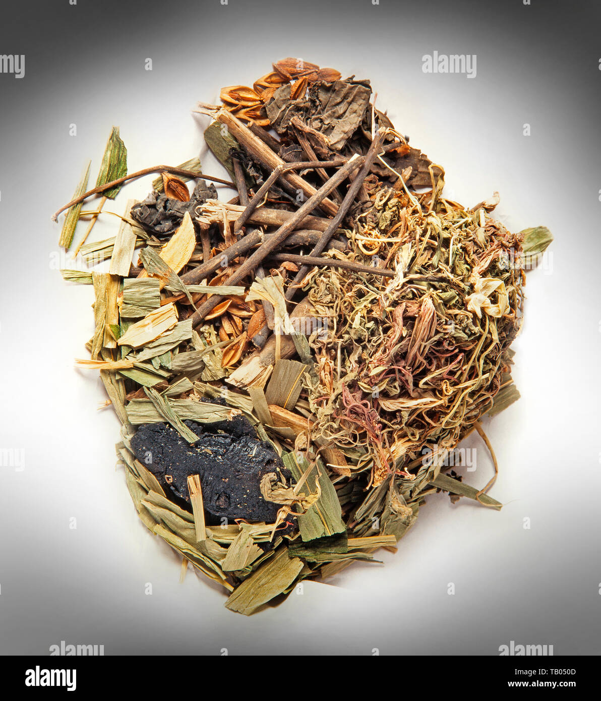 La medicina tradicional china ingredientes de hierbas. Foto de stock