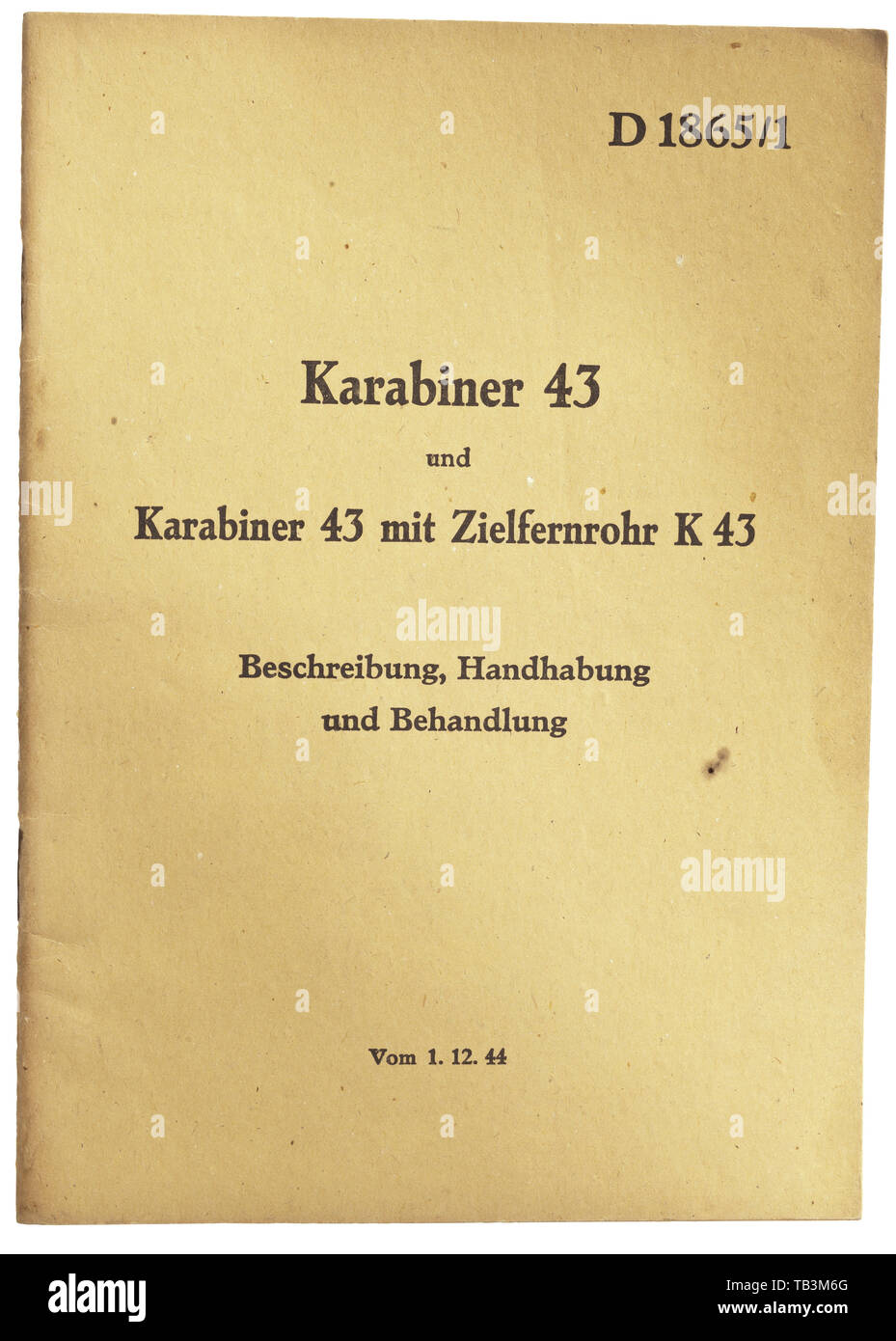 Un original D 1865/1 Mosqueton de '43', publicado por el Oberkommando des Heeres (Ejército), el Comando Superior Heereswaffenamt, Departamento para el desarrollo y las pruebas, a partir del 1 de diciembre de 19441 DIN A5, 36 páginas profusamente ilustradas, subdivididos en general, la descripción de armas y accesorios, manipulación, disparos, paradas, limpieza y reparación. En el apéndice "Prüfen und des Berichtigen Abkommens im Zielfernrohr K 43' (tr. "Probar y corregir de la retícula en ámbito K 43'). Extremadamente raro manual desde los últimos días de la guerra. Cf. Weaver, Hitler Garands, p. 183, derecho, Additional-Rights-Clearance-Info-Not-Available Foto de stock