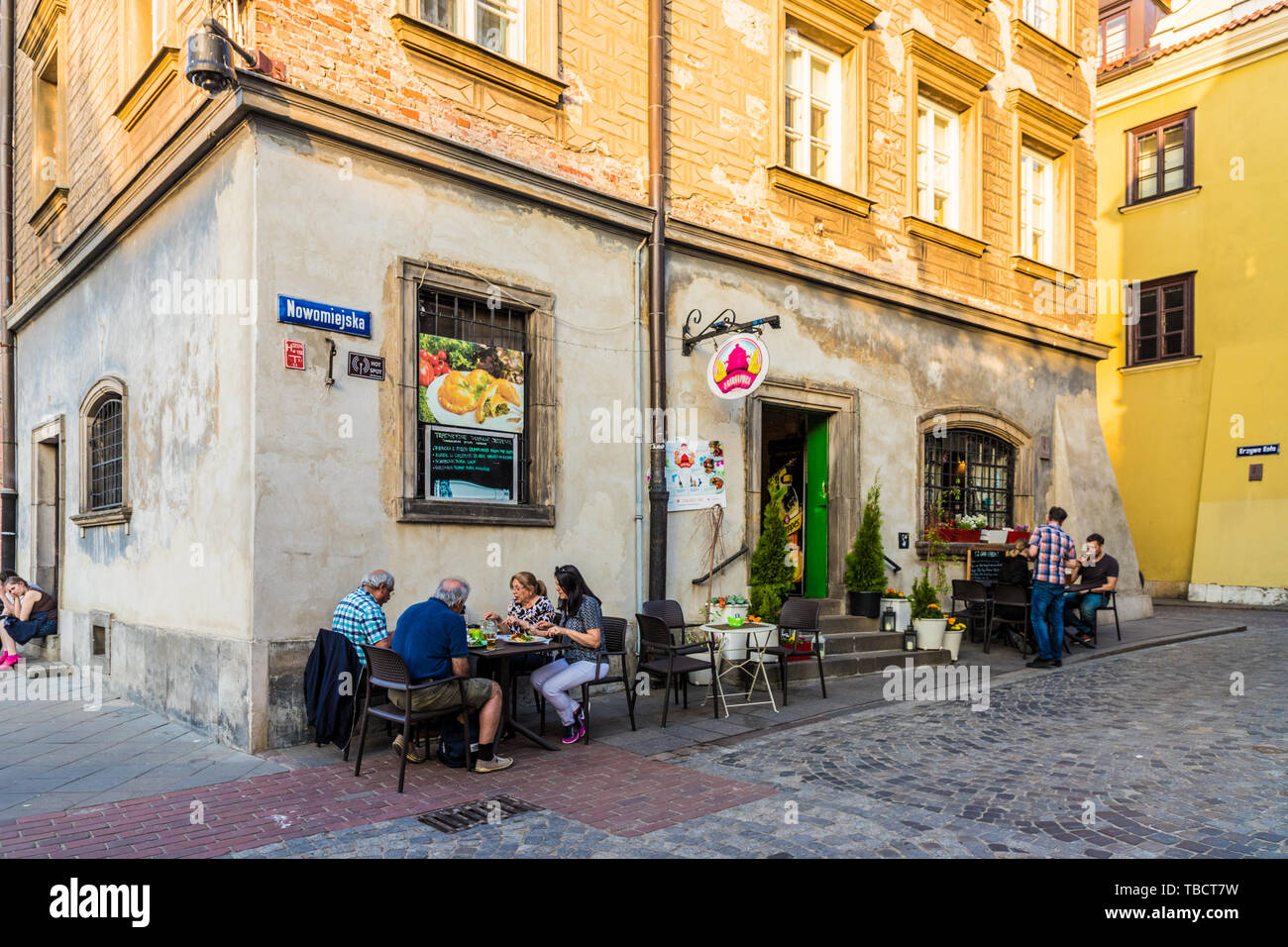 Una vista típica de la ciudad vieja de Varsovia Polonia Foto de stock