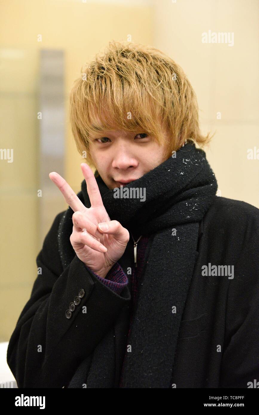 Retrato de un joven japonés en Sapporo, Hokkaido, Japón, Asia. Foto de stock