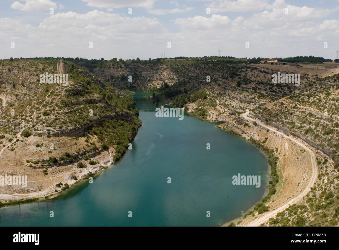 Embalse y Castillo de Alarcón, provincia de Cuenca Fotografía de stock -  Alamy