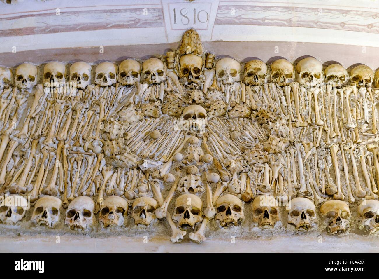 Capilla de los huesos, Real Iglesia de San Francisco, Evora, Alentejo,  Portugal, Europa Fotografía de stock - Alamy