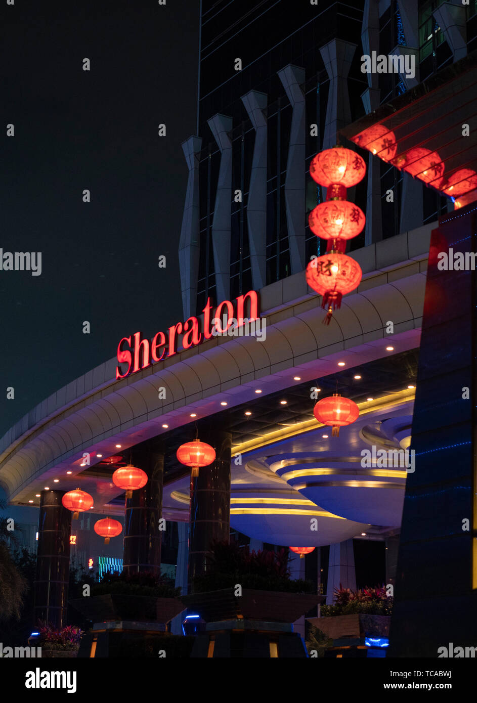 Distrito de Futian, Shenzhen, China, el 18 de enero de 2019: el Sheraton Hotel puerta delantera. Foto de stock