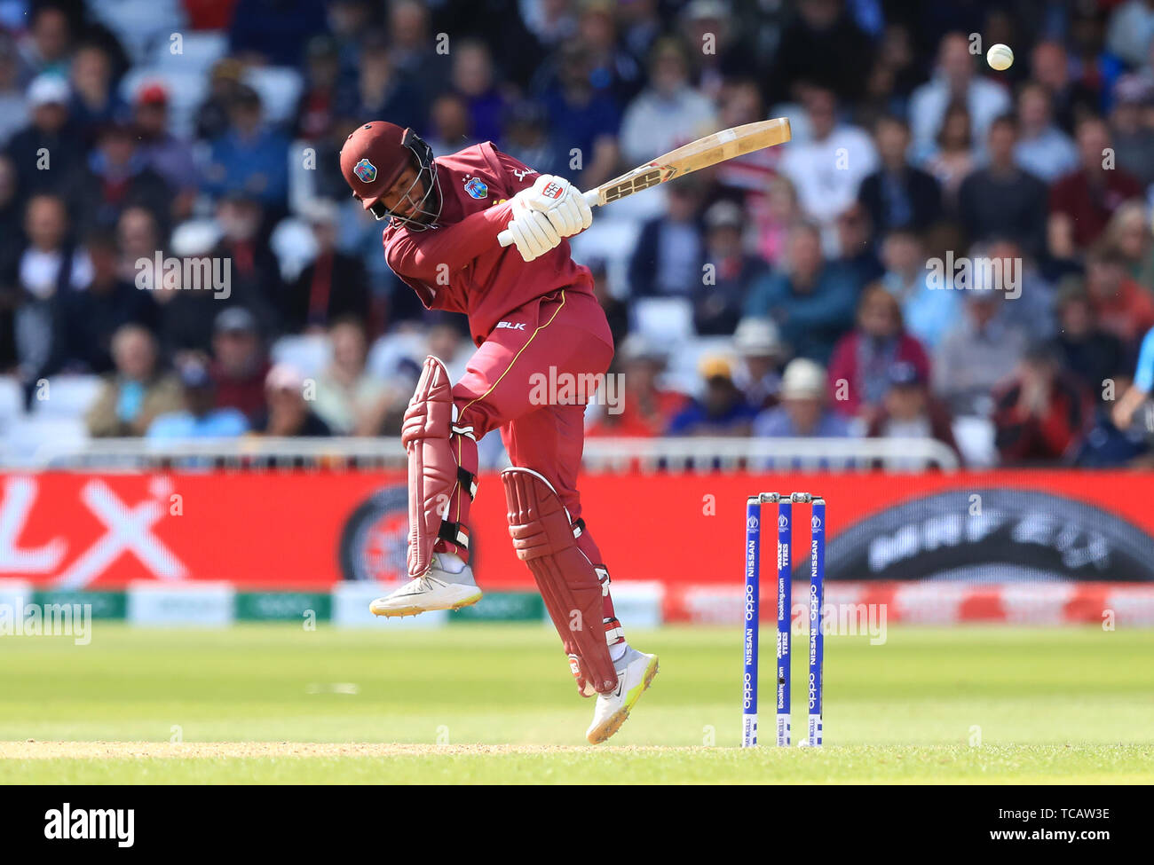 West Indies" Shai esperanza en acción durante la ICC Cricket World Cup match a la fase de grupos, Nottingham Trent Bridge. Foto de stock