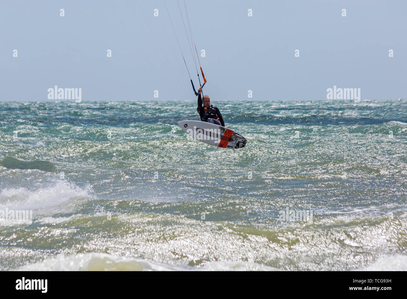 Kite boarder aerotransportado fotografías e imágenes de alta resolución