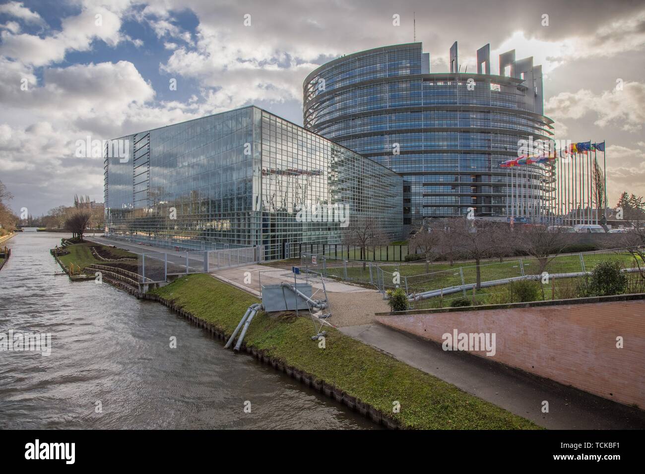 Edificio Louise-Weiss, sede del Parlamento Europeo en Estrasburgo, Francia Foto de stock
