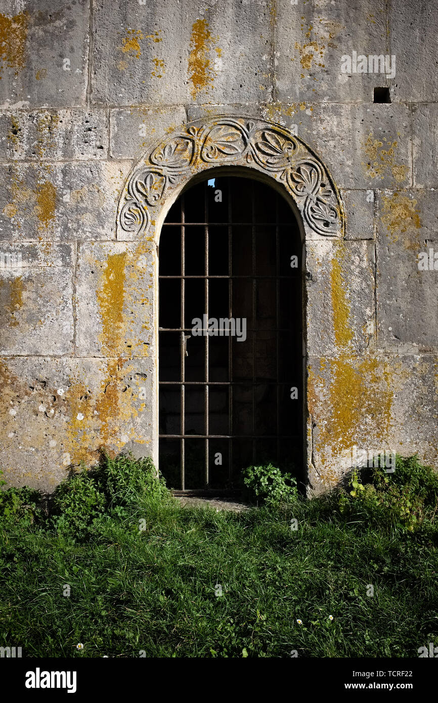 Abadía de la Santísima Trinidad en la venosa. Vista interior de la