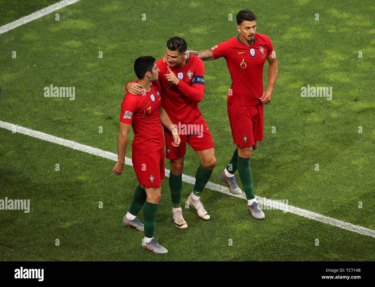 Durante la Final de la Liga de las naciones en el Estadio do Dragao, Oporto. Foto de stock