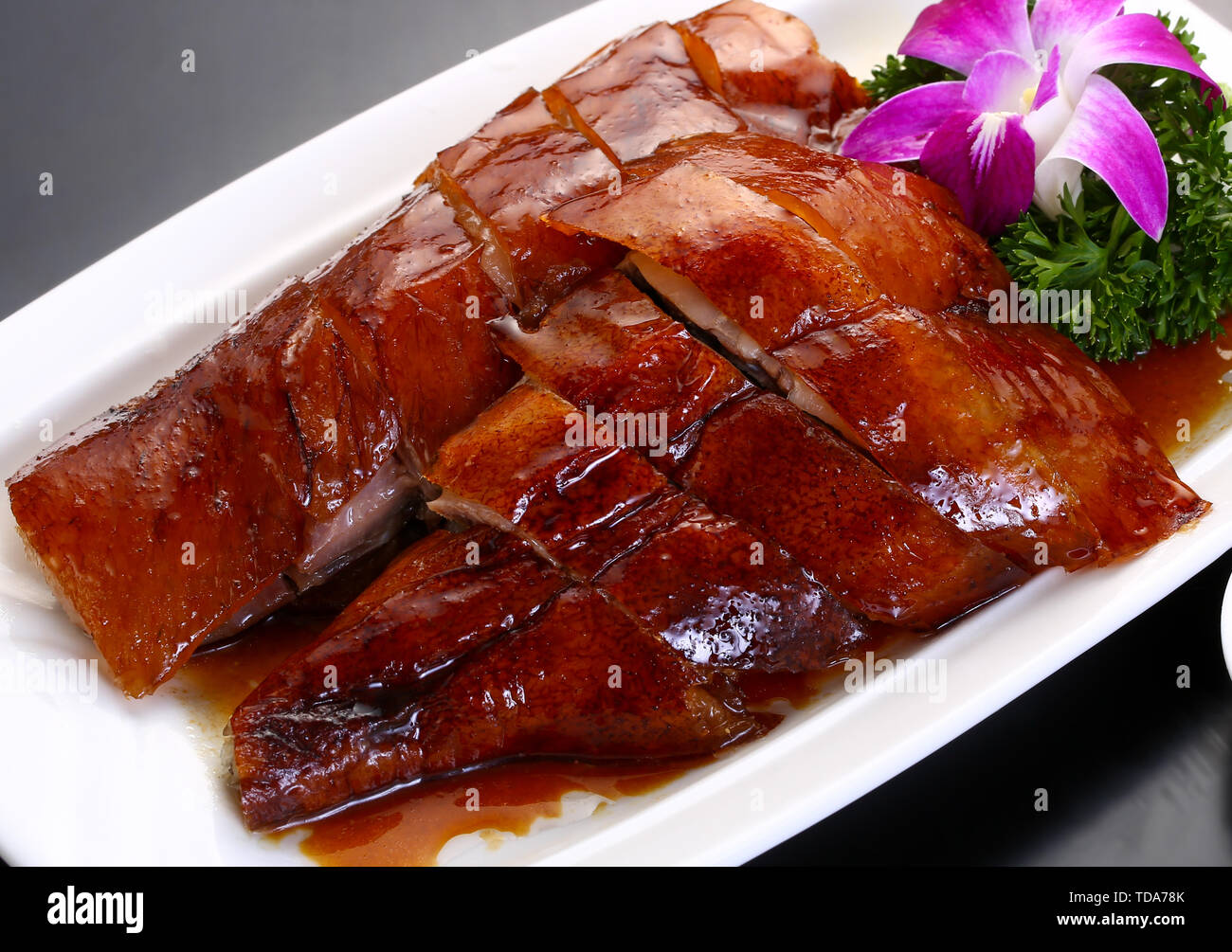 Ganso asado con pimientos fotografías e imágenes de alta resolución Alamy