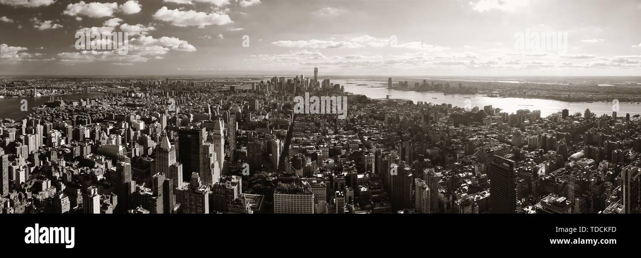 El centro de la ciudad de Nueva York vista panorámica del horizonte. Foto de stock