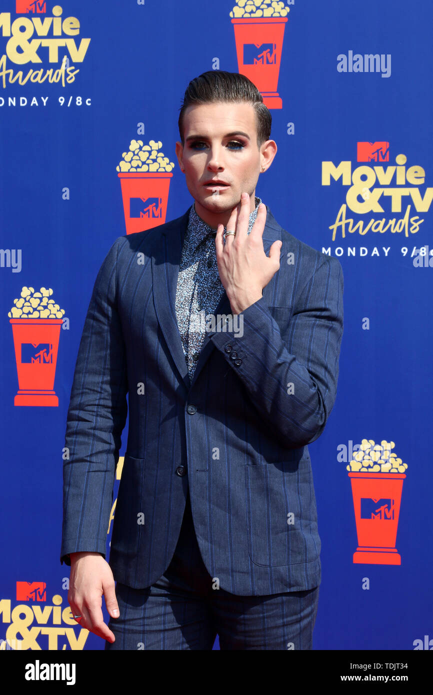 Nico tortorella fotografías e imágenes de alta resolución Alamy