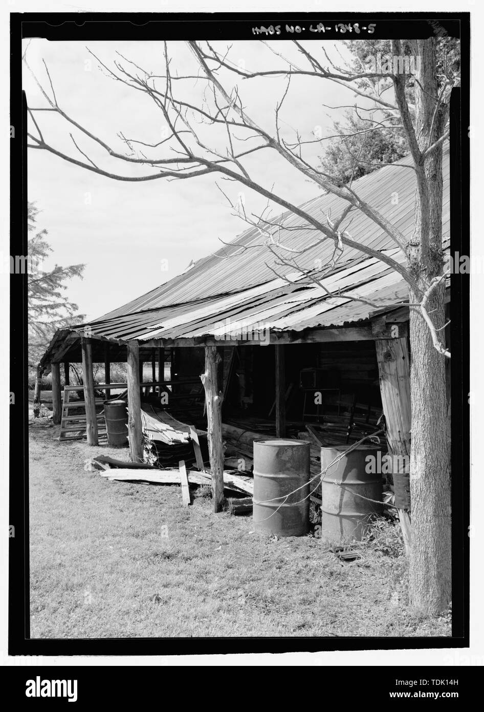 Vista oblicua de la fachada oriental MIRANDO DESDE EL NORTE Murphy