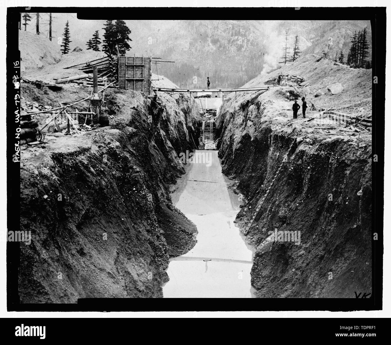 Copia fotográfica de la fotografía, el fotógrafo desconocido, 1 de julio de  1911 (original imprimir situado en la Oficina de Reclamación de EE.UU. la  Oficina de zona de Upper Columbia, Yakima, Washington).