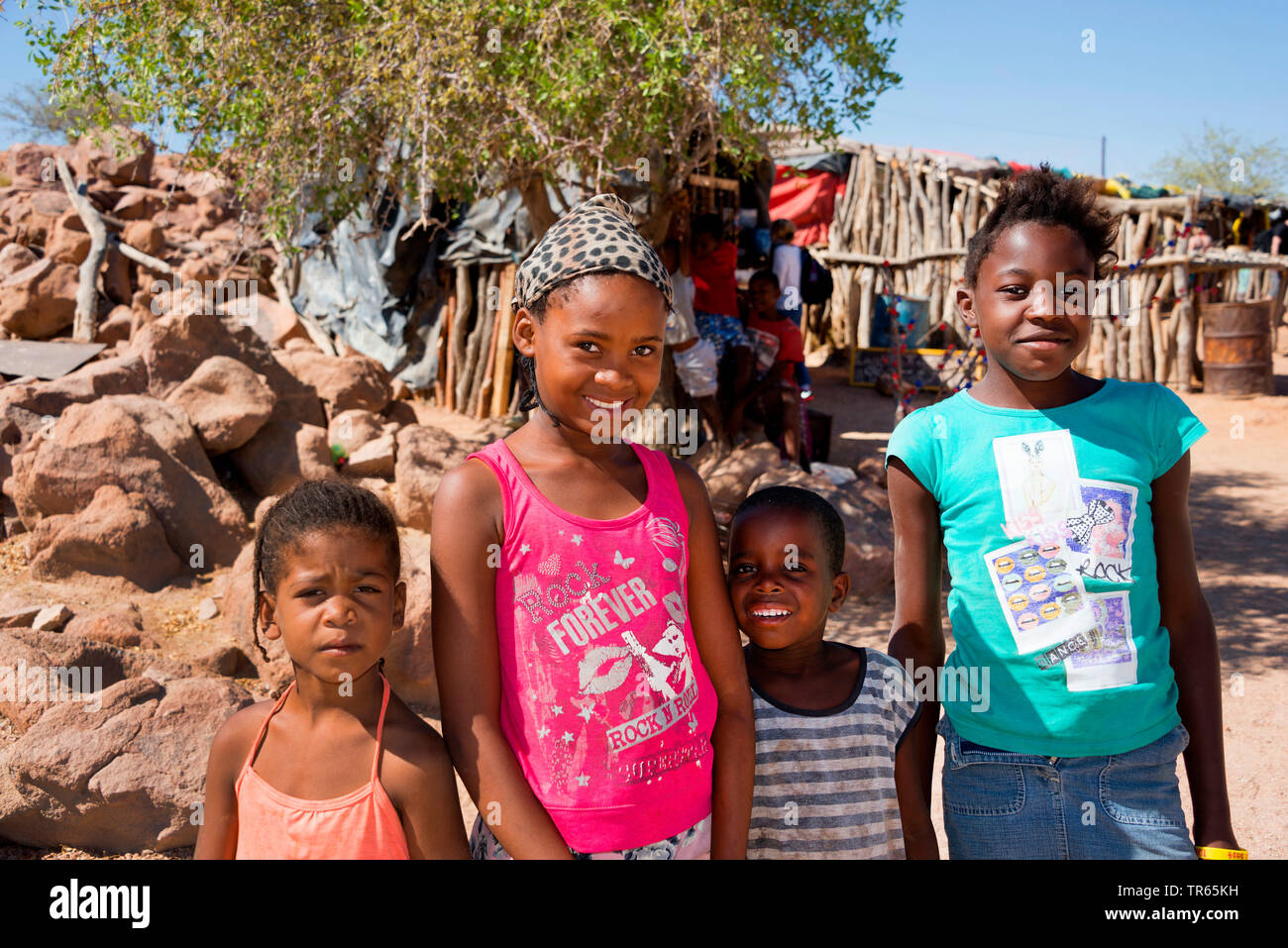 Los niños de Namibia, Namibia, Damaraland Foto de stock
