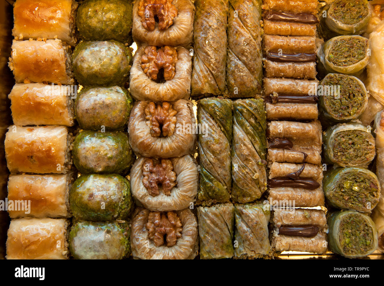 Exhibición de la tienda de dulces fotografías e imágenes de alta
