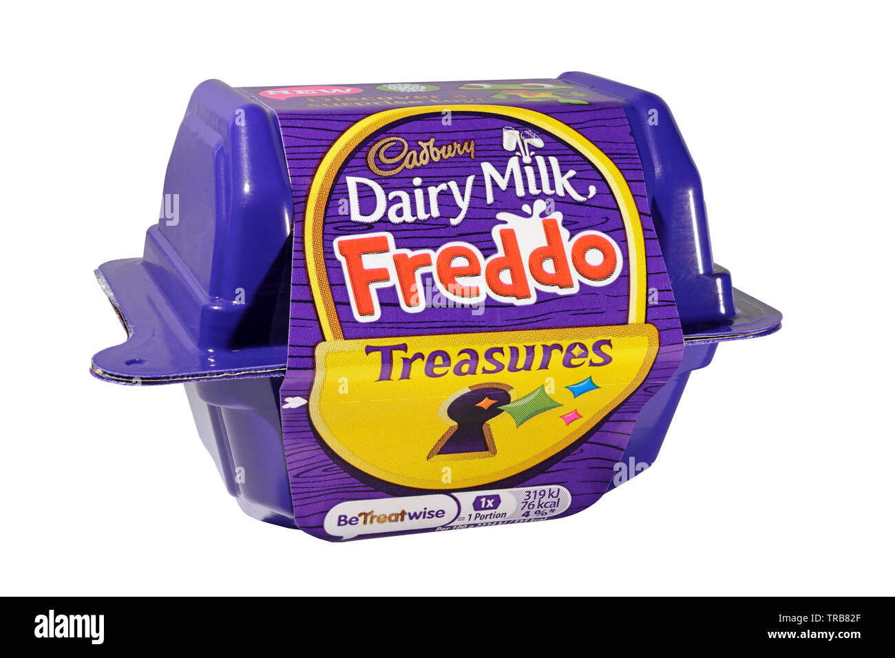 Cadbury Dairy Milk Freddo tesoros aislado sobre un fondo blanco. Foto de stock
