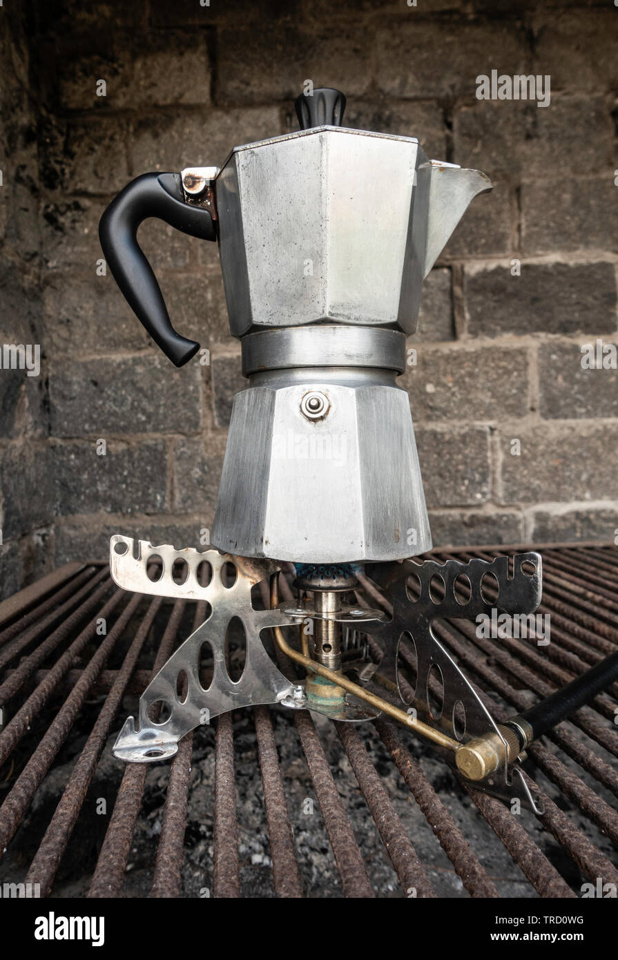 Cómo preparar el café perfecto en el aire libre: 6 maneras propias del  mejor de los baristas