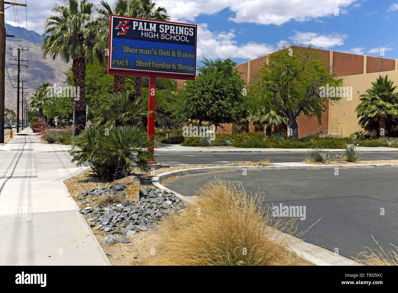 Escuela secundaria palm springs fotografías e imágenes de alta resolución Alamy