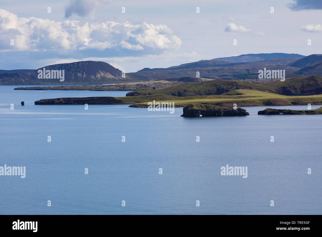 Thingvallavatn, lago Pingvallavatn, en el suroeste, Islandia, Parque Nacional Thingvellir Foto de stock
