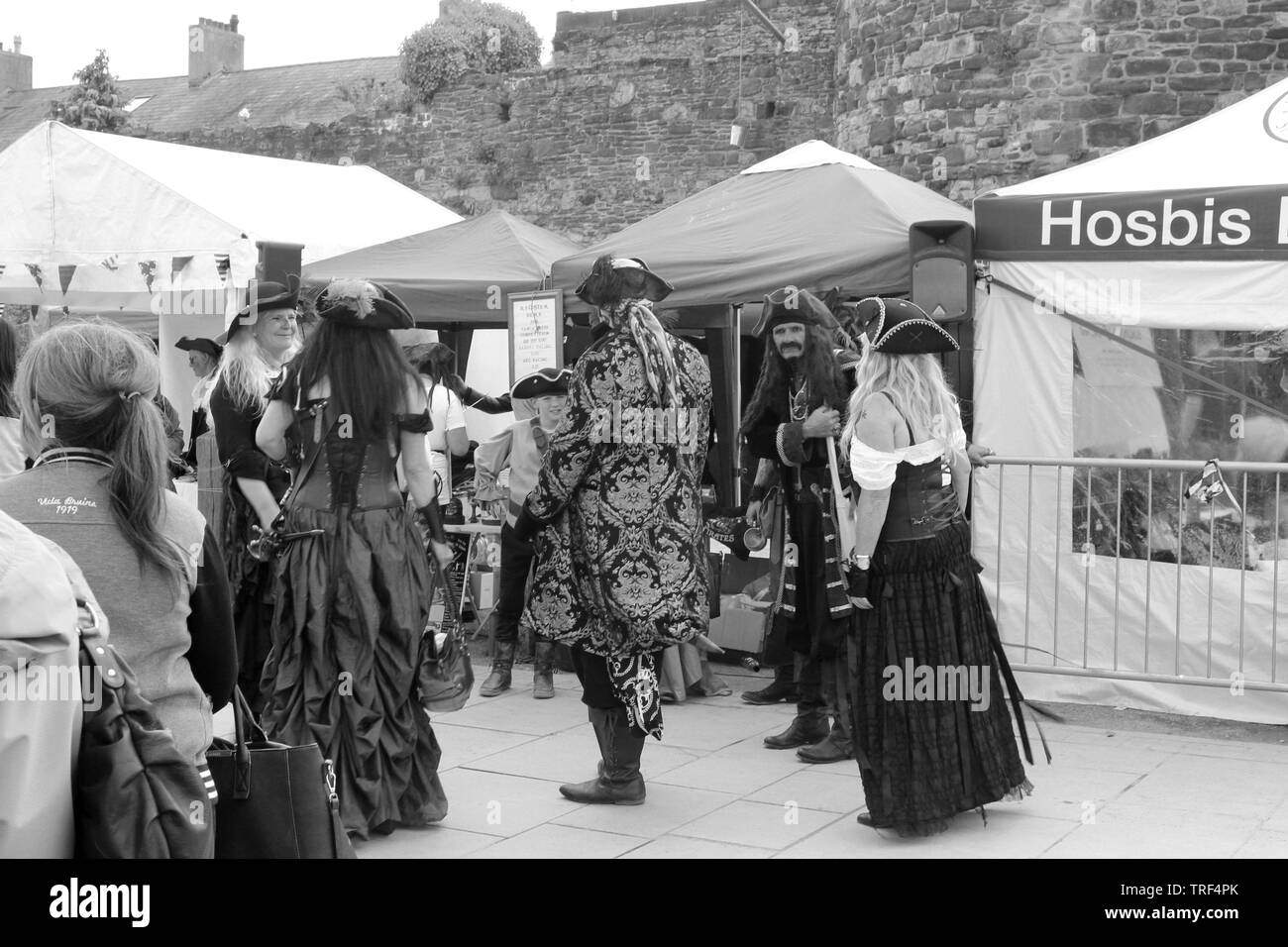 Conwy piratas Festival. El festival ofrece remolque swashbuckling día de entretenimiento y diversión con música en vivo y comida más bellas ales Foto de stock