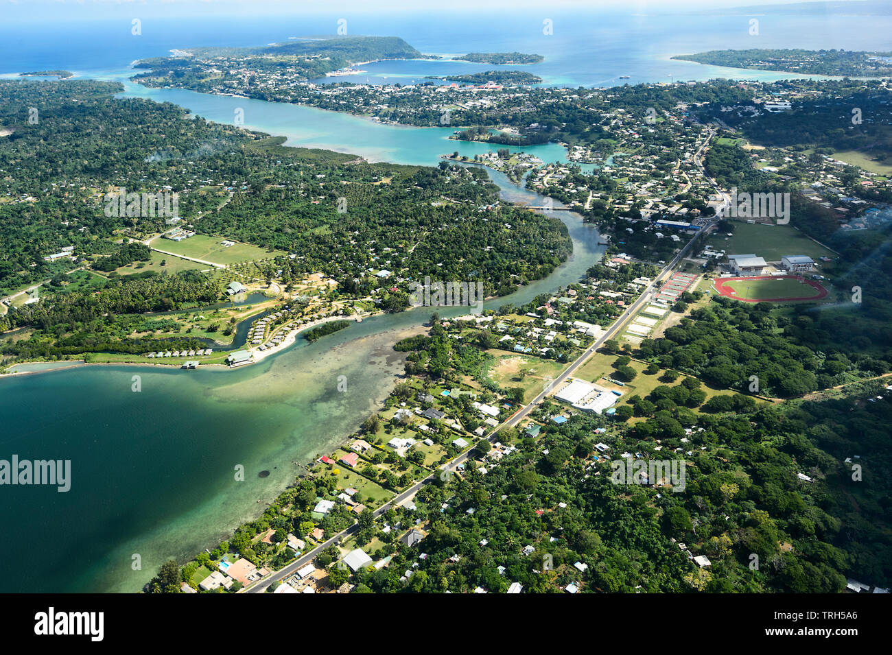 Vista aérea de la isla de Efate, Port Vila, Vanuatu Foto de stock
