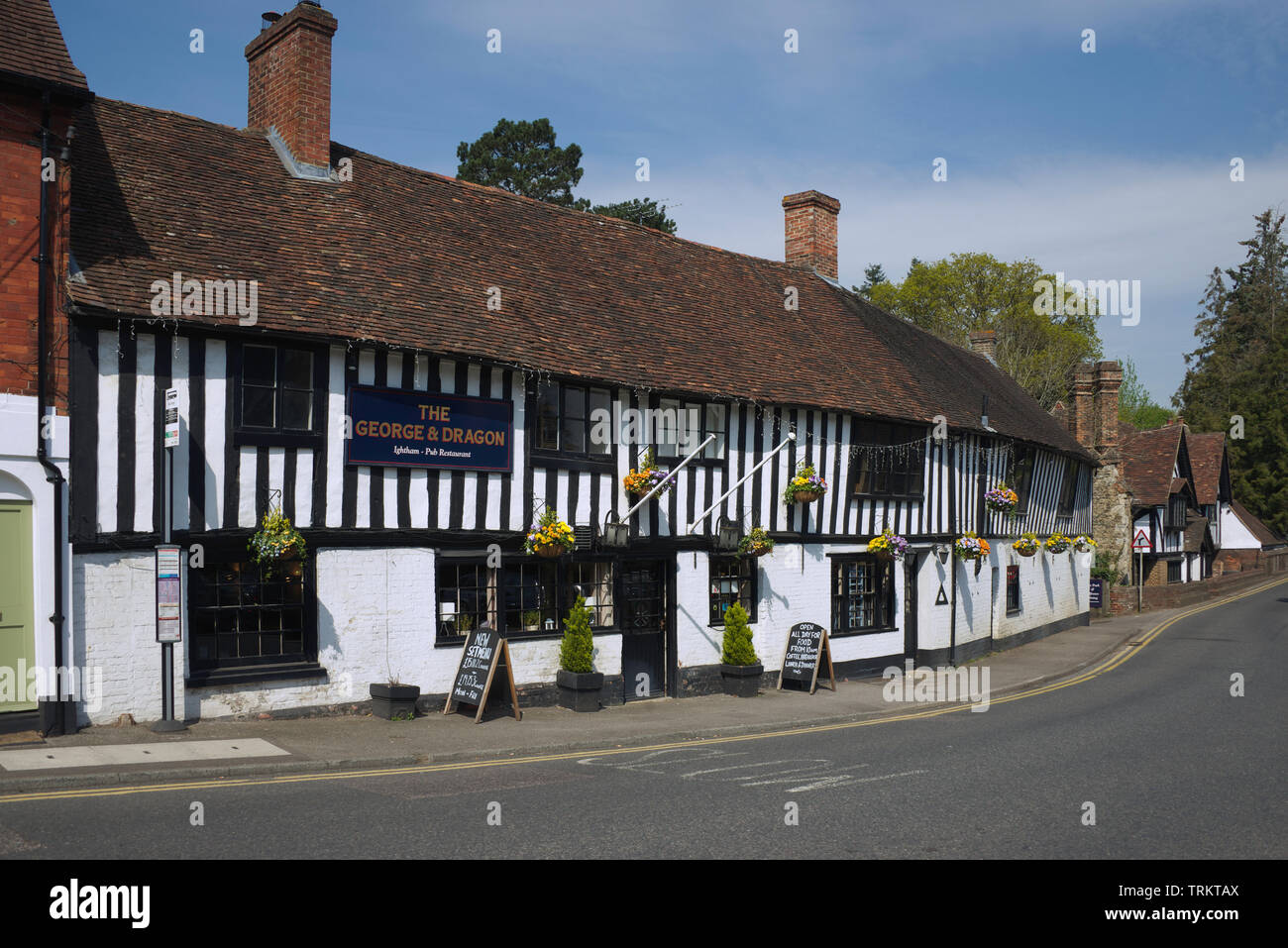 George y el Dragón Ightham Kent England Foto de stock