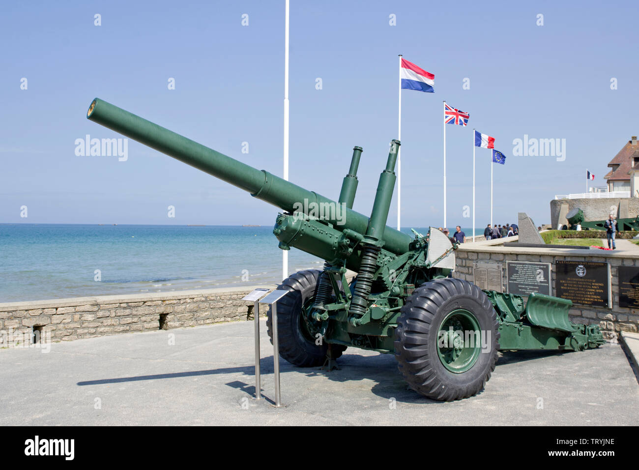 5,5 pulgadas de medio cañón Mk III exhibición Aromanches, Normandía Foto de stock