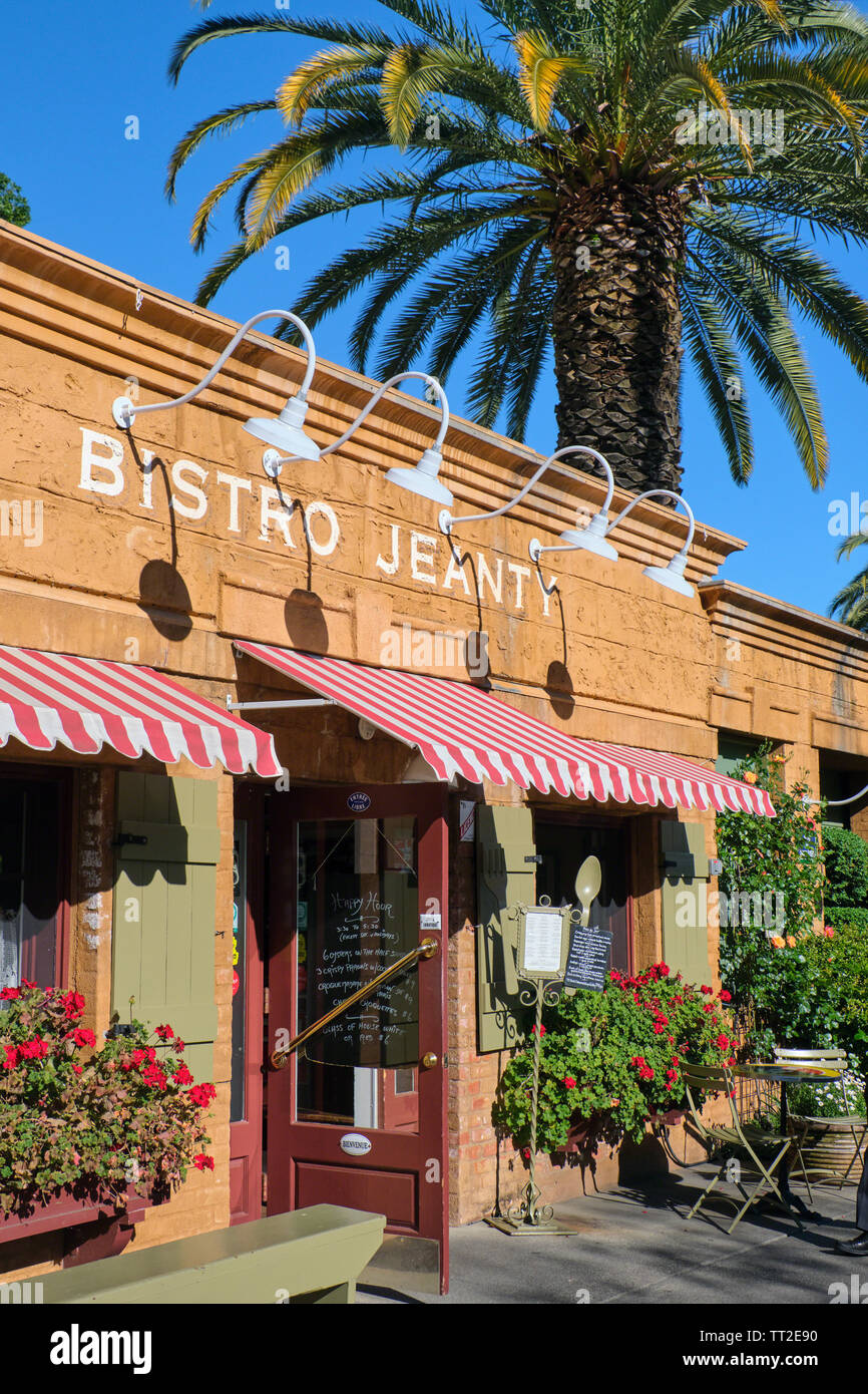 Ver la entrada de un restaurante, bistro francés Jeanty, Yountville, Napa Valley, California. Foto de stock