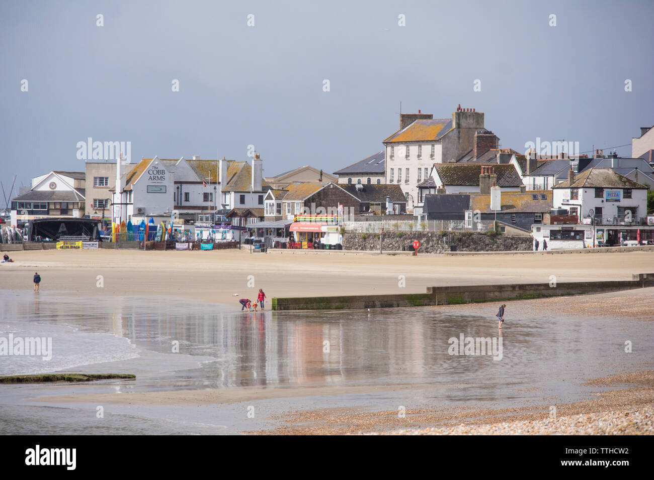 Playas de arena fina en Lyme Regis, Dorset, Inglaterra, Reino Unido. Foto de stock