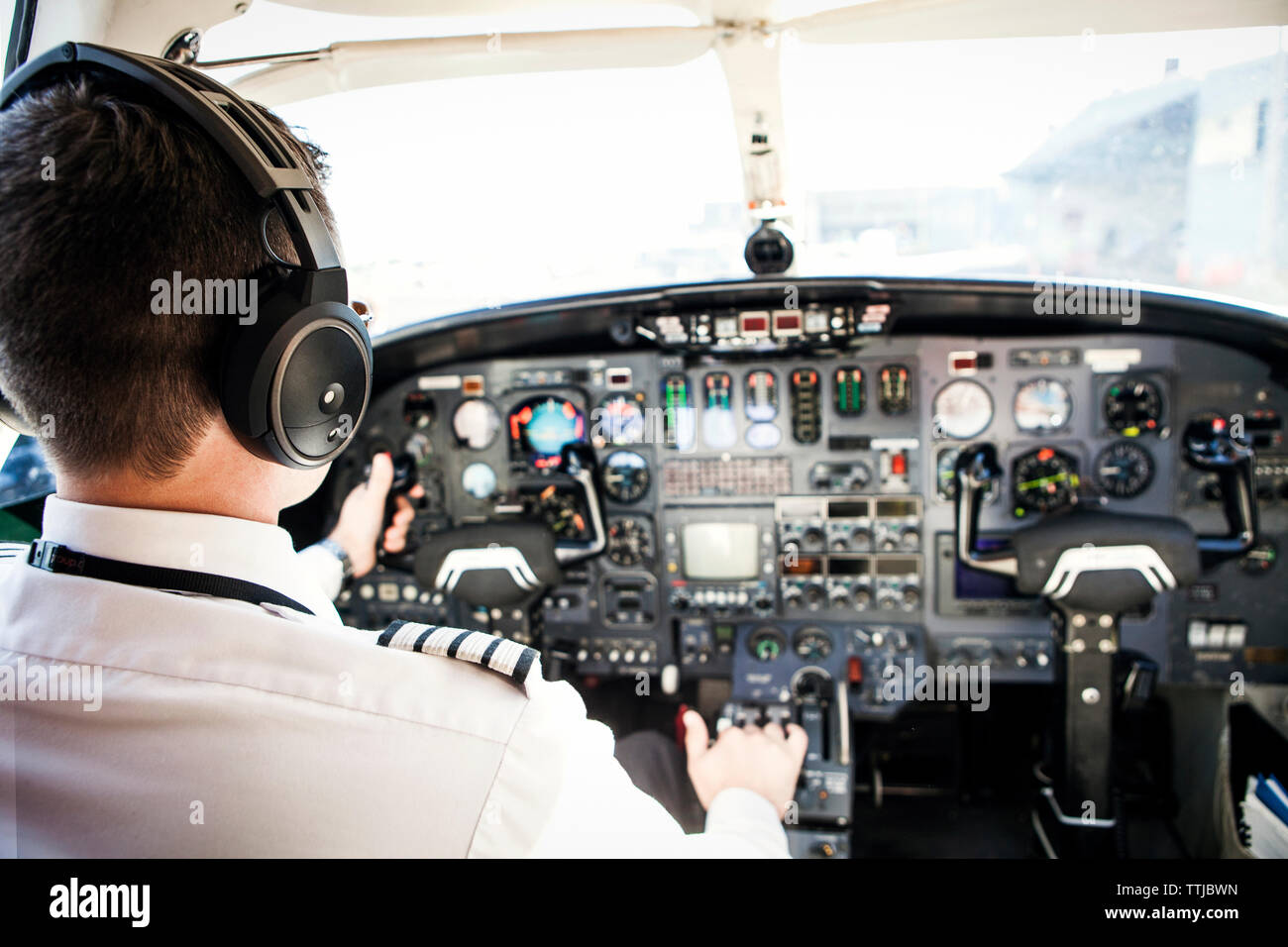 Vista trasera de la cabina del piloto fotografías e imágenes de alta