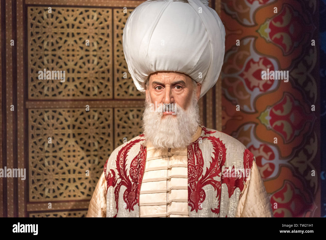 Estambul, Turquía - 16 de marzo de 2017: Suleyman Kanuni (Solimán el Magnífico ) figura de cera en el museo Madame Tussauds en Estambul. Foto de stock