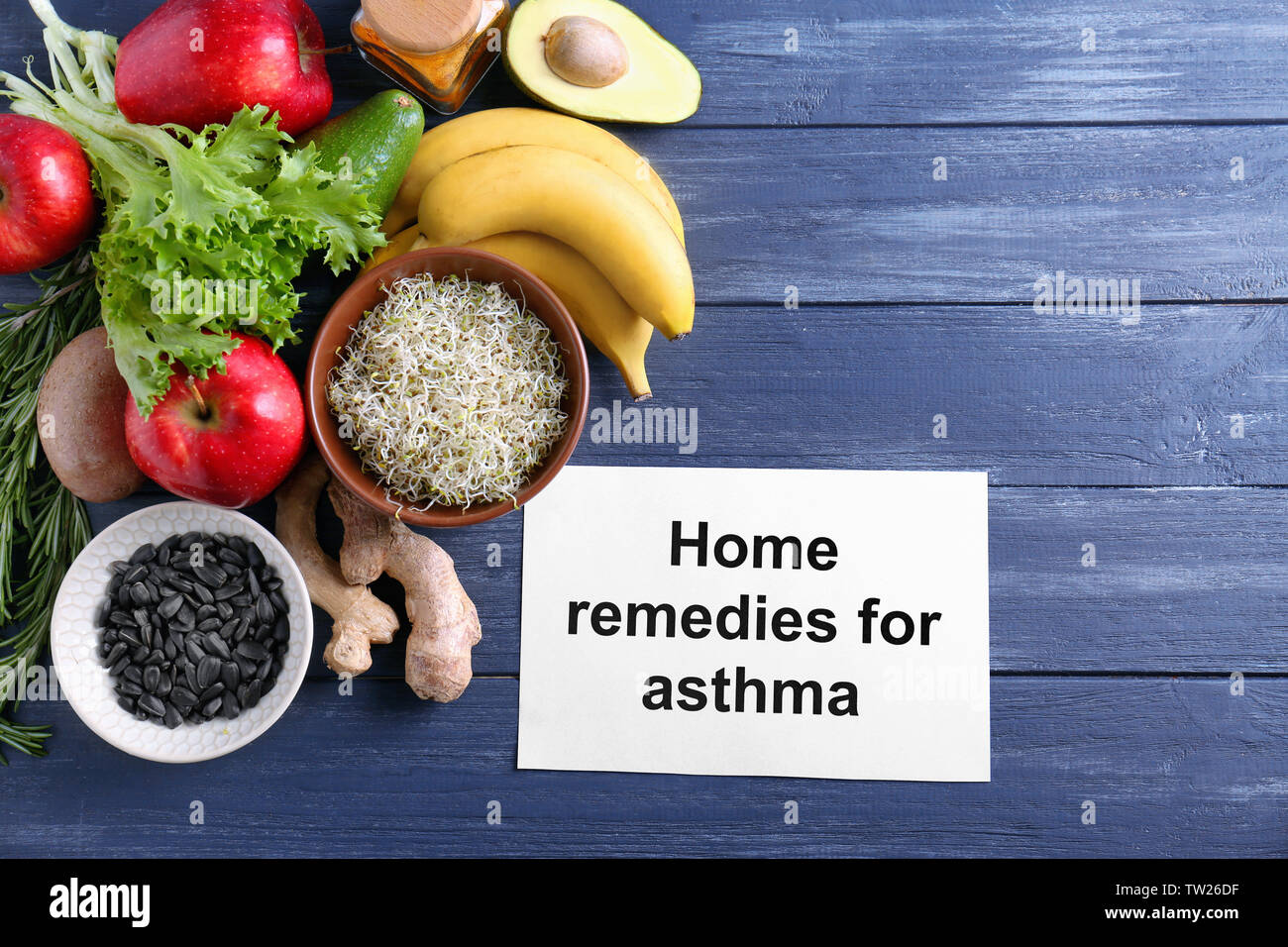 Productos saludables y papel con texto remedios caseros para el asma sobre fondo de madera Fotografía de stock - Alamy Productos saludables y papel con texto remedios caseros para el asma sobre fondo de madera Fotografía de stock - Alamy