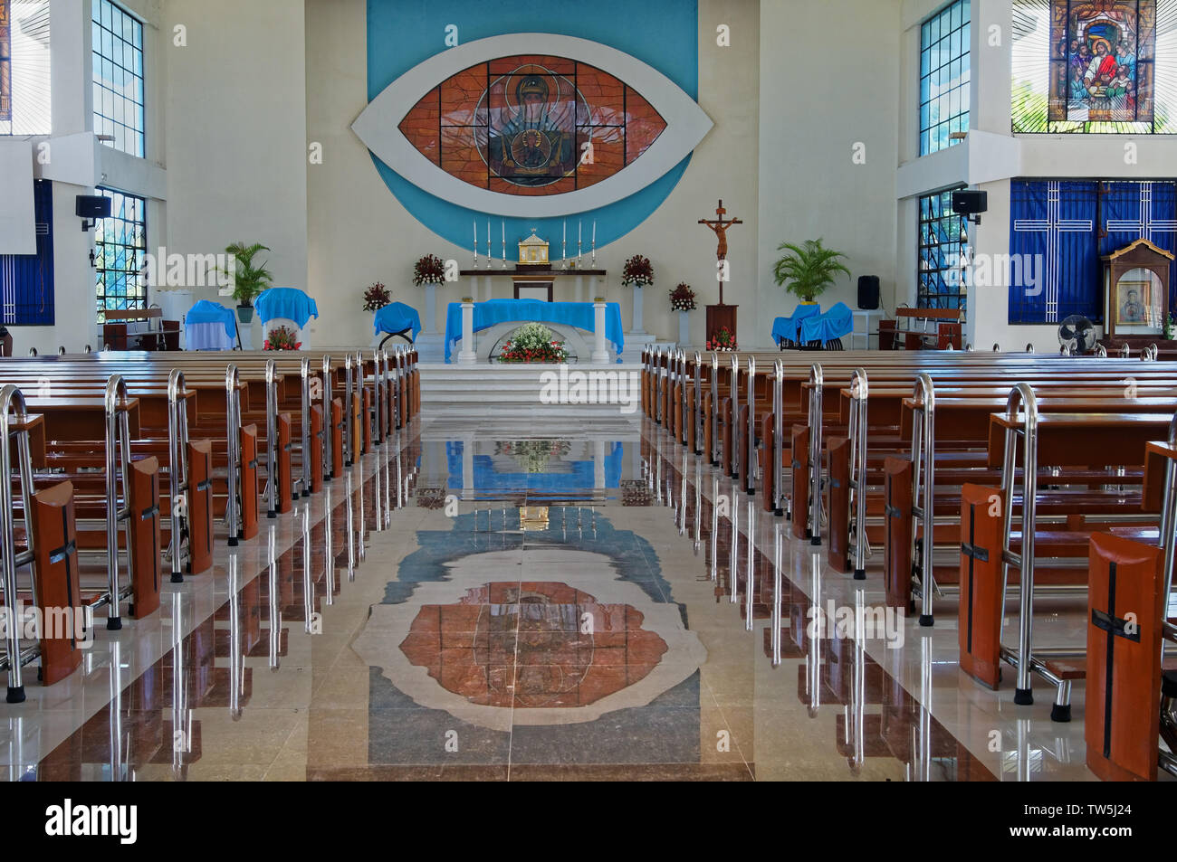 Sudeste de Asia,Filipinas,Metro Cebu,Carcar Ciudad,Theotokos santuario,el interior de la Iglesia Foto de stock