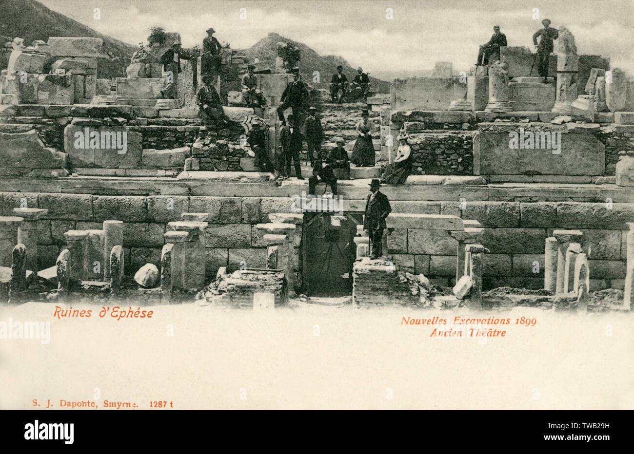 Las nuevas excavaciones de 1899 revelan el antiguo Teatro de Éfeso Foto de stock