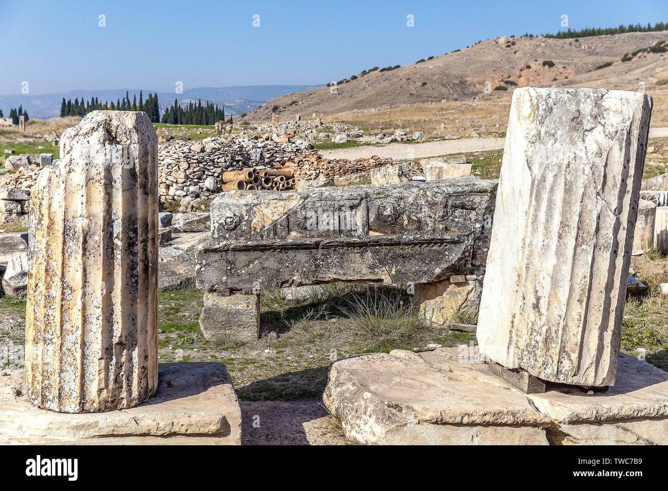 Las ruinas de la antigua ciudad de Hierápolis en Turquía. Foto de stock