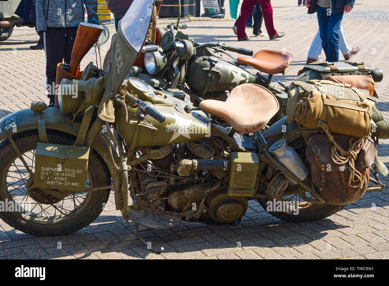 Una completamente equipada1942 vintage Harley Davidson militar estacionado en Weymouth Harbour, Weymouth, Dorset Foto de stock