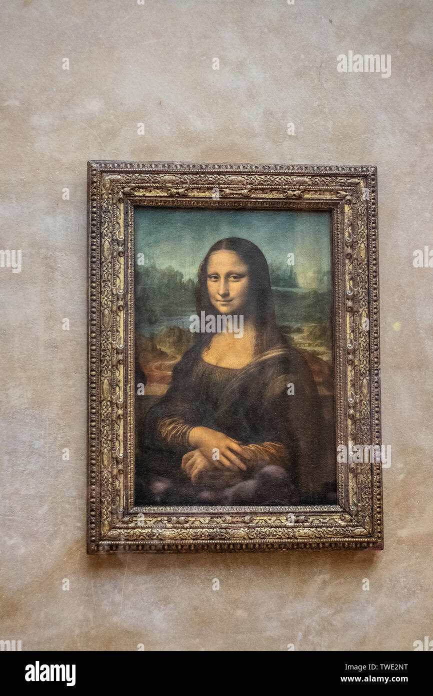 París, Francia, 07 de octubre de 2018: El Museo del Louvre, del mundo más  conocida y famosa pintura Mona Lisa, La Gioconda de Leonardo da Vinci  Fotografía de stock - Alamy