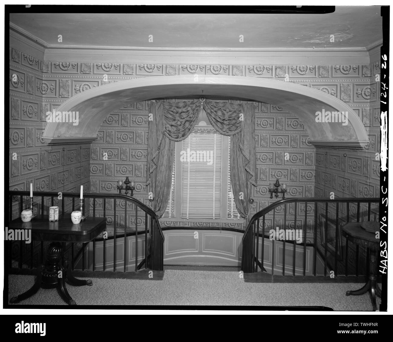 Segundo piso STAIRHALL mirando al norte. Nota techo elíptico y el