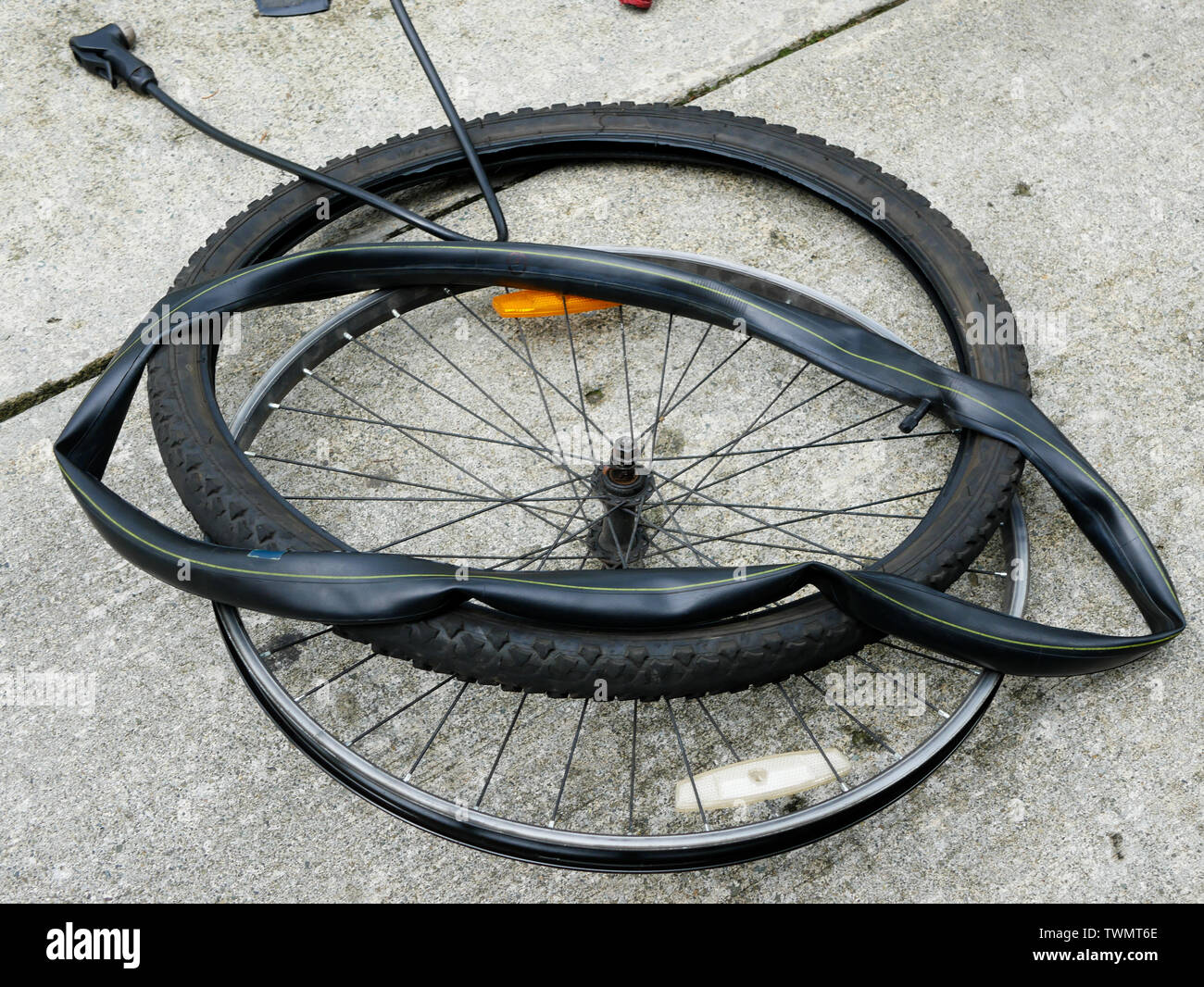 Zapatas rojas para frenos de varilla de bicicletas clasicas