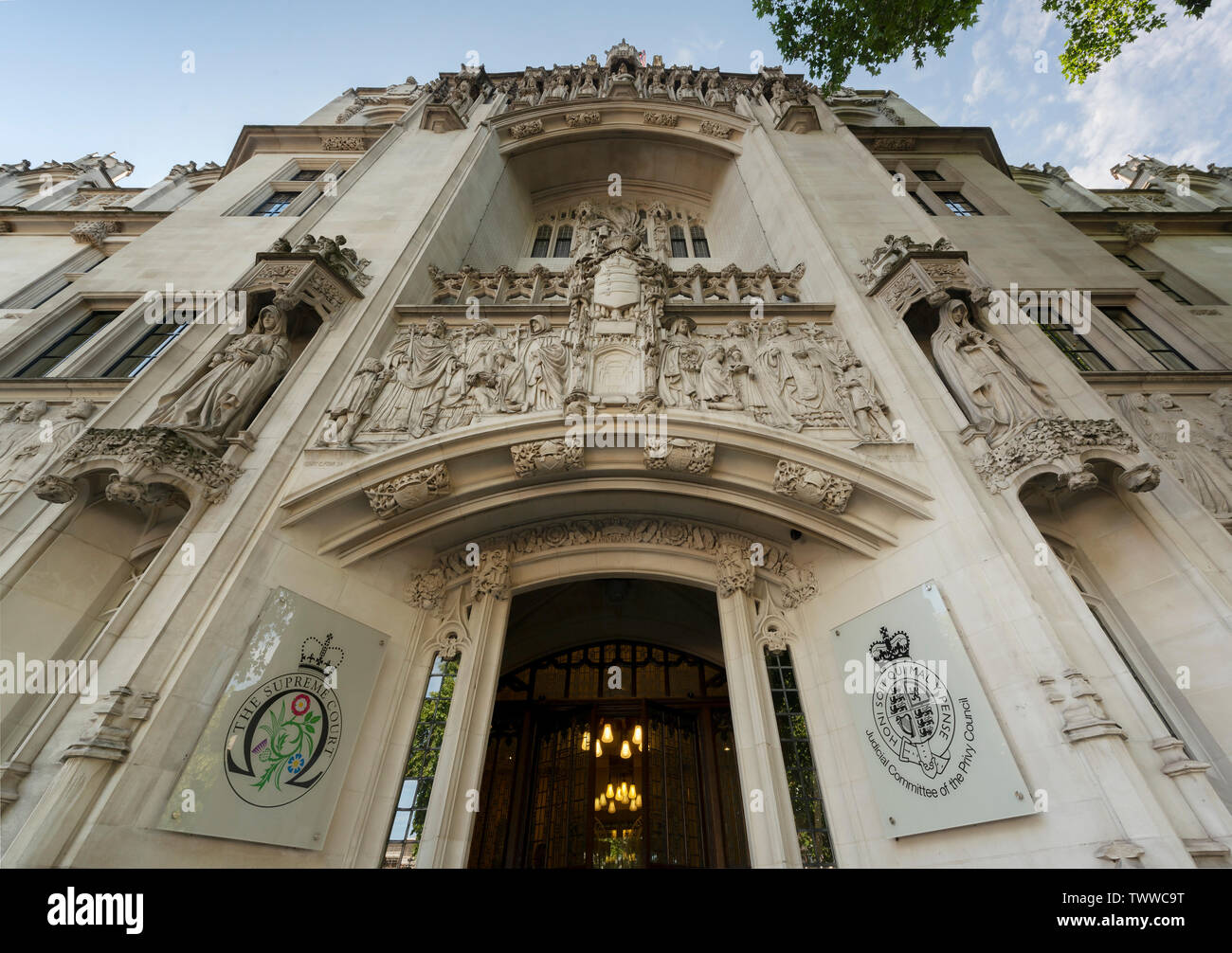 El edificio de la Corte Suprema de Justicia situado en Little George Street en Londres, Reino Unido. Foto de stock