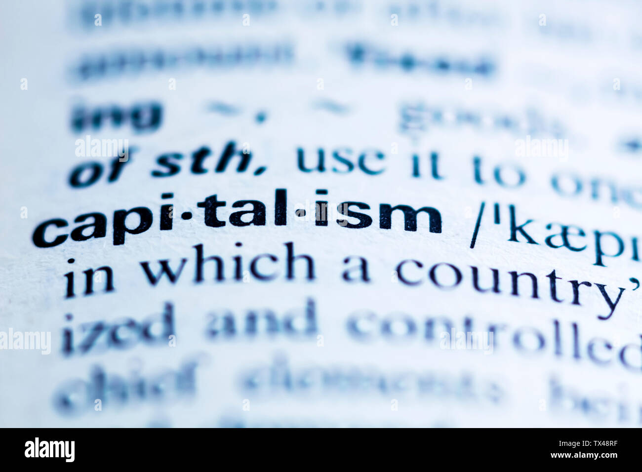 En un diccionario de palabras clave, el capitalismo Foto de stock