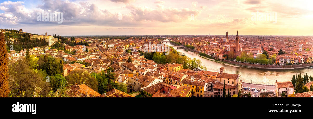 Italia, Verona, ciudad Foto de stock