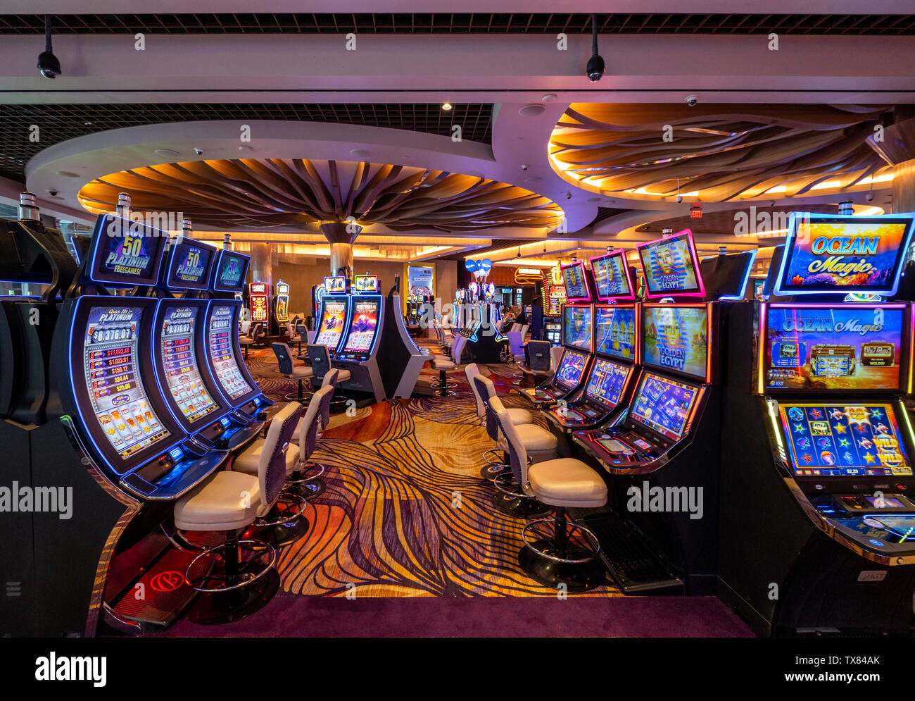 Las máquinas de ranura de juego en el Casino, SLS SLS Hotel, Las Vegas, Nevada, EE.UU. Foto de stock