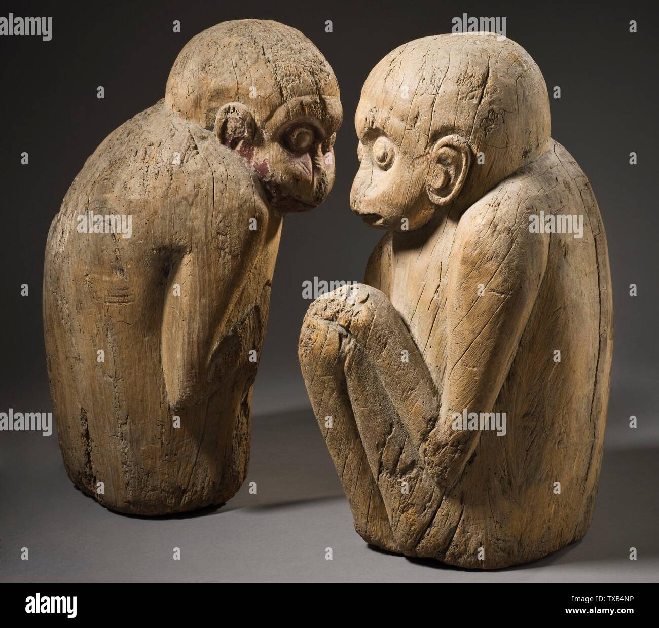 Pareja de monos sagrados (imagen 2 de 7); Japón, período Heian tardío  (794-1185), Madera de esculturas del siglo 12 con rastros de pigmento Don  de Jo Ann y Julian Ganz, Jr., Margaret