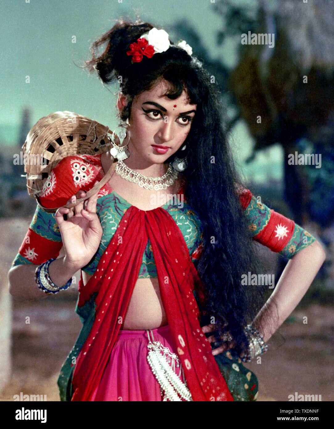 La Actriz De Bollywood Indio Hema Malini India Asia 1968 Fotografia De Stock Alamy