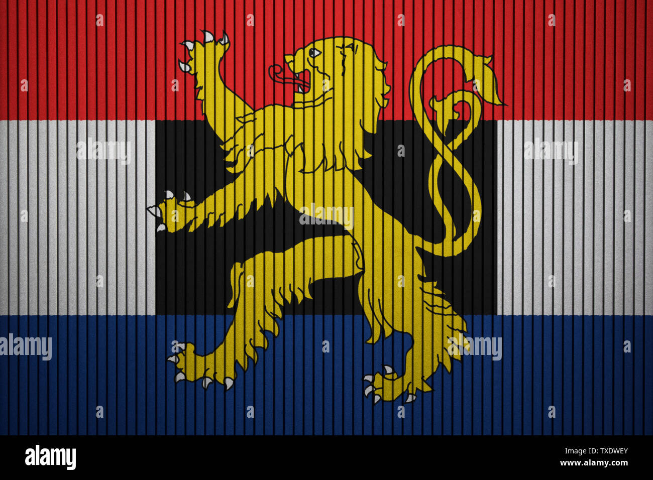 Benelux bandera pintada sobre el muro de hormigón agrietado grunge Foto de stock