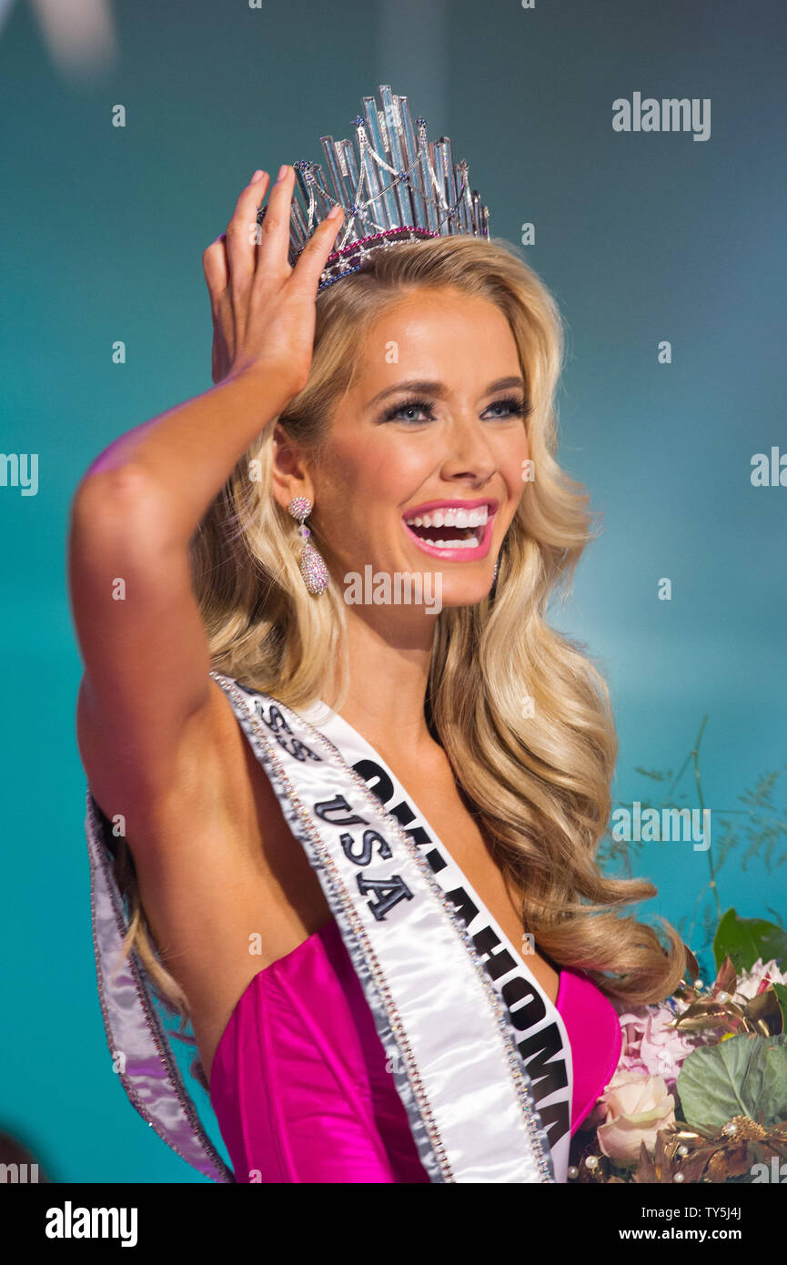 gusto Labe Planeta Olivia Jordan, Miss Oklahoma, es coronada Miss USA en el River Center de  Baton Rouge en Baton Rouge, Louisiana, en julio 12th, 2015. En la estela  del certamen co-propietario Donald Trump's comentarios
