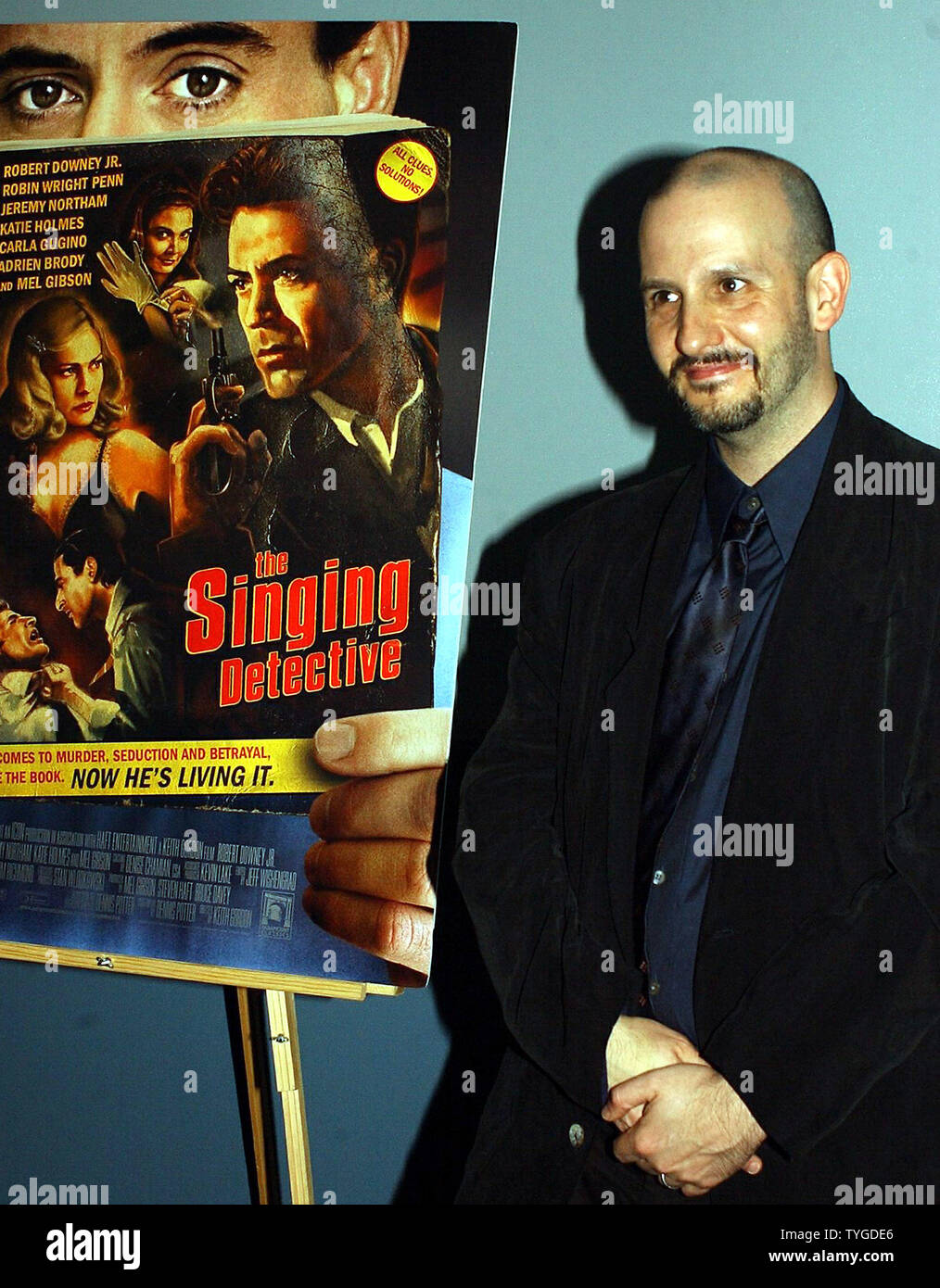 Director Keith Gordon Atiende El 9 De Octubre 03 Nueva York Estreno De Su Nueva Pelicula El Detective Cantante Upi Ezio Petersen Fotografia De Stock Alamy