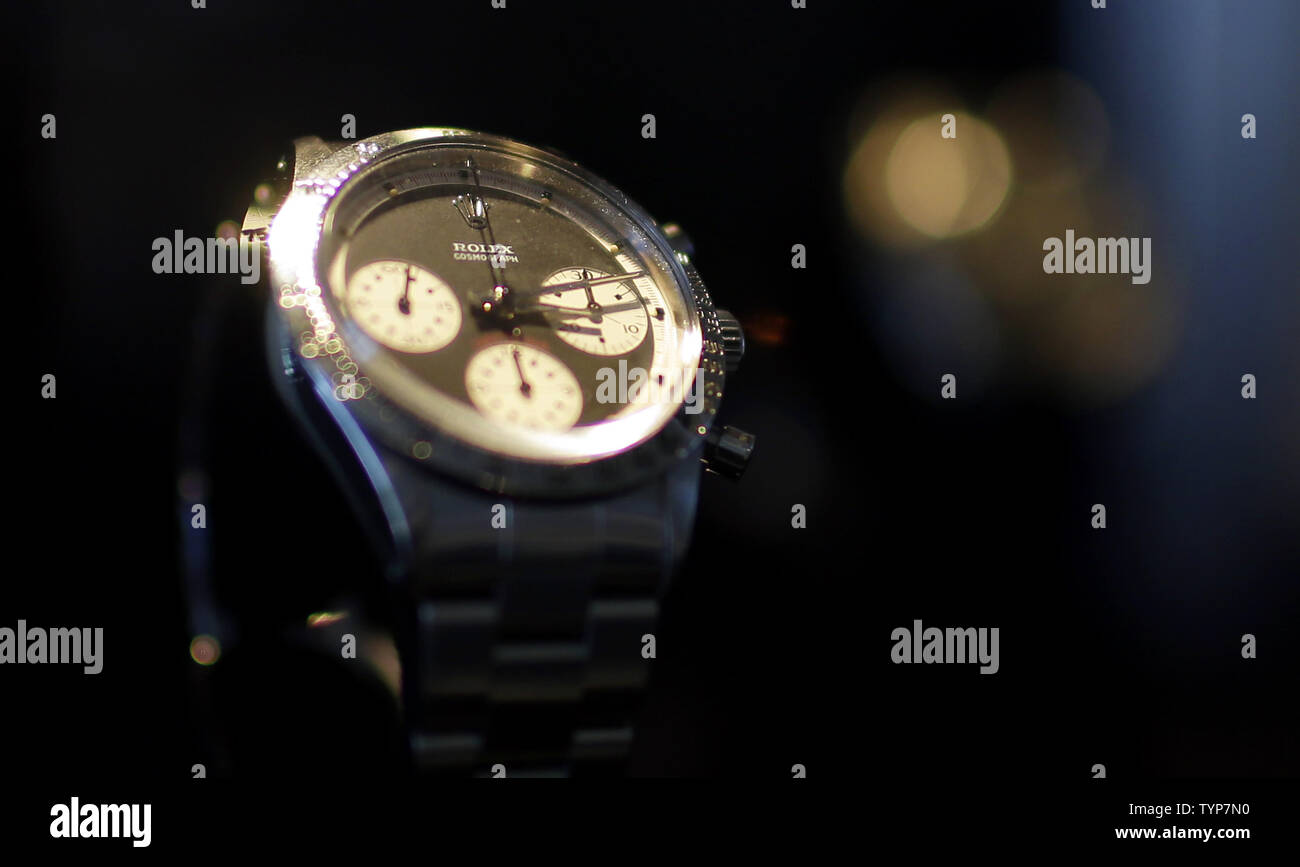 Acero inoxidable 1970 'Paul Newman' reloj Rolex Daytona se encuentra en  exhibición en Sotheby's en Nueva York el 6 de junio de 2014. Este reloj es  parte de una extraordinaria colección de