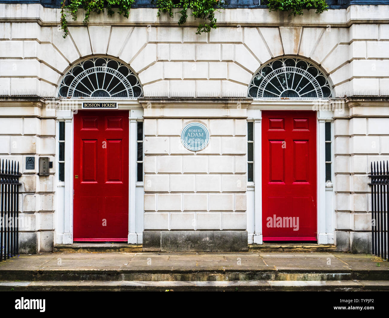 Casa de Boston 36-38 Fitzroy Square Fitzrovia - Robert Adam diseñada casa en Fitzroy Square Fitzrovia Londres construido entre 1794 y 1798. Foto de stock